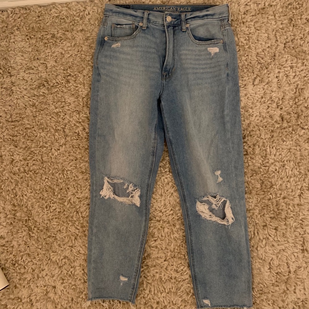American Eagle mom jeans